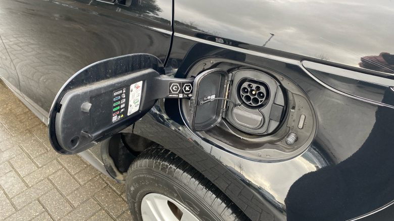 Land Rover Range Rover Evoque 1.5 P300e R-Dynamic S 5dr Auto Hatchback